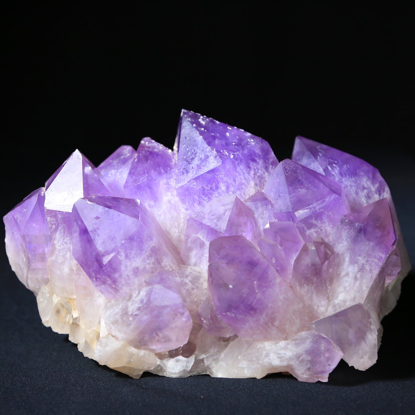 Amethyst from Bolivia Hot Purple (9 lbs 13 oz)
