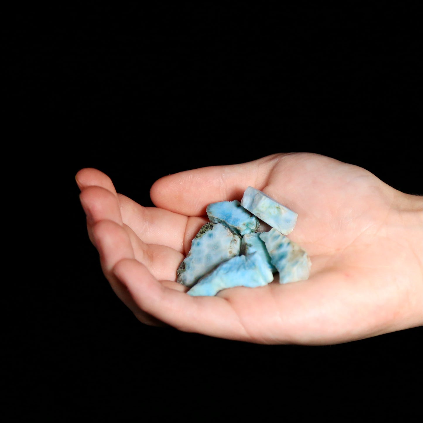 Larimar from the Dominican Republic (rough medium)