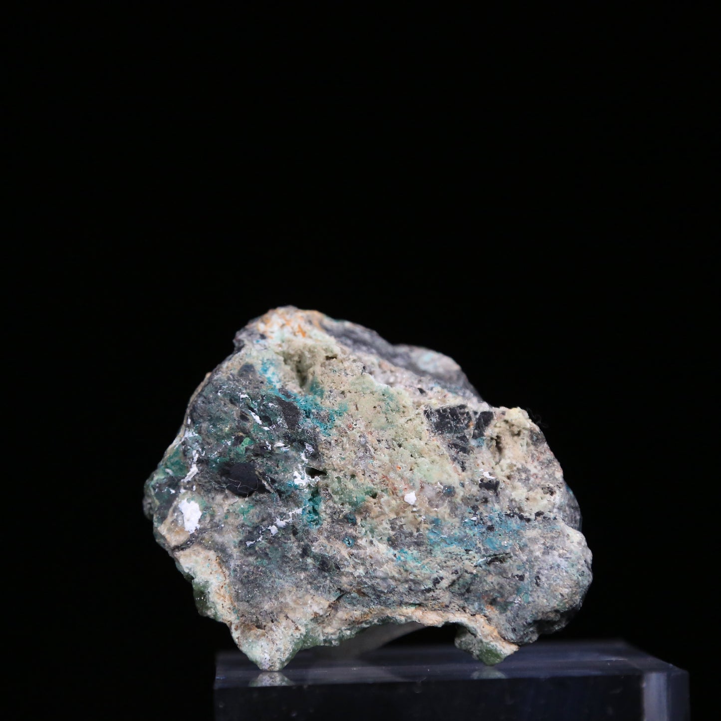 Smithsonite (copper-bearing)
